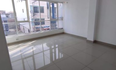 Venta de Edificio Comercial en Manta Zona Sur
