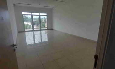 Disewakan 2 ruko gandeng 3 lantai di area strategis Pandu raya Bogor