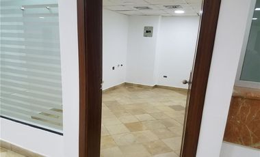 Local Comercial Se Alquila En Manta Sector Centro