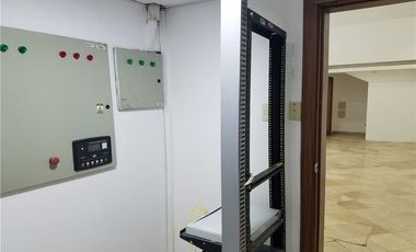 Local Comercial Se Alquila En Manta Sector Centro