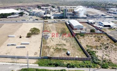 Terreno de venta en Montecristi Zona Norte