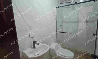 Renta Penthouse con terraza en Primero de Mayo & Loja