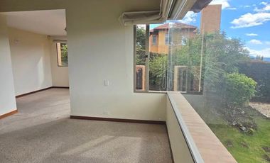 🏡 ¡LA VISTA DE TUS SUEÑOS A PRECIO DE GANGA! 🌅  ¿Buscas despertar cada mañana con la Sabana a tus pies? Esta casa en Encenillos de Sindamanoy no es