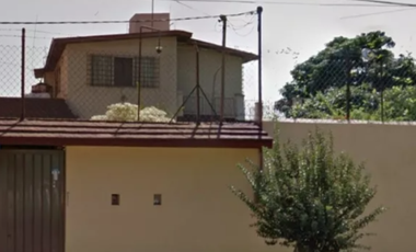 Casa en excelentes condiciones en remate bancario