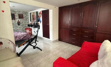 Local comercial con apartamento y cabaña en las Cuadras, Pasto Nariño