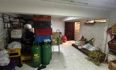 Local comercial con apartamento y cabaña en las Cuadras, Pasto Nariño