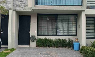 Excelente casa en renta