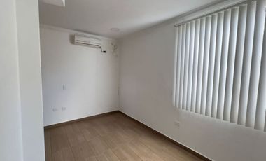 Venta de Casa en Manta Zona Norte Los Almendros