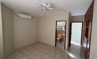 Venta de Casa en Manta Zona Norte Los Almendros