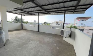 Venta de Casa en Manta Zona Norte Los Almendros