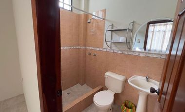 Venta de Casa en Manta Zona Norte Los Almendros