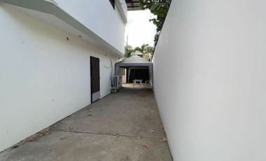 Venta de Casa en Manta Zona Norte Los Almendros