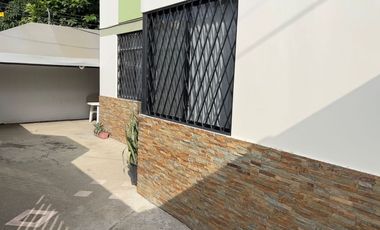 Venta de Casa en Manta Zona Norte Los Almendros