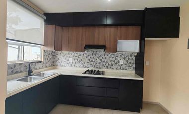 CASA EN RENTA EN VILLAS SAN FERNANDO, CALIMAYA, EDO DE MEXICO