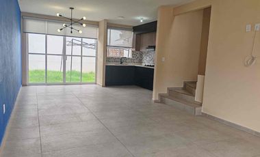 CASA EN RENTA EN VILLAS SAN FERNANDO, CALIMAYA, EDO DE MEXICO