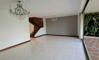 Casa en Venta Loma de Los Benedictinos Envigado
