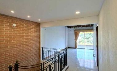 Casa en Venta Loma de Los Benedictinos Envigado