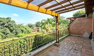 Casa en Venta Loma de Los Benedictinos Envigado