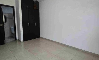 ALQUILA TU CASA DE LUJO EN URB. NÁPOLI