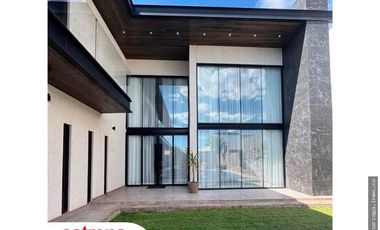 RESIDENCIA LUJOSA EN VENTA EN MISION DE LOS LAGOS CIUDAD JUAREZ