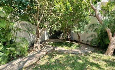 Townhouse Amueblado en renta en Santa Gertrudis Copó, con Alberca