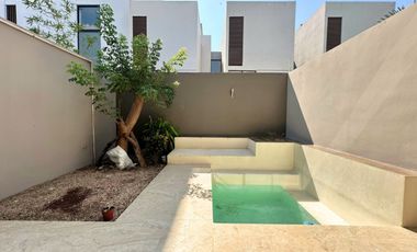 Townhouse Amueblado en renta en Santa Gertrudis Copó, con Alberca