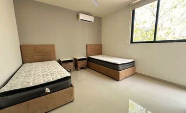 Townhouse Amueblado en renta en Santa Gertrudis Copó, con Alberca