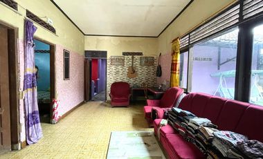 RUMAH DIJUAL DI SOLO DEKAT ASRAMA HAJI