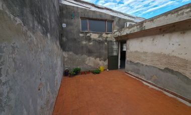 EN VENTA PROPIEDAD PARA VIVIENDA O DESARROLLO COMERCIAL - CENTRO CAÑADA DE GÓMEZ