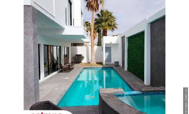 RESIDENCIA LUJOSA EN VENTA EN BOSQUES DE SENECU CIUDAD JUAREZ