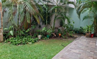 Residencia en Venta en Jardines de Virginia – Amplios Espacios y Excelente Ubicación
