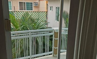 Residencia en Venta en Jardines de Virginia – Amplios Espacios y Excelente Ubicación