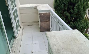 Residencia en Venta en Jardines de Virginia – Amplios Espacios y Excelente Ubicación
