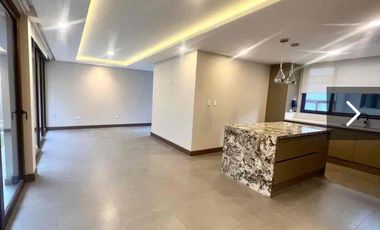 Rento hermosa casa dentro de Conjunto con Seguridad