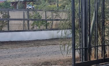 🌿 Vive en la precordillera de San Fernando  Se vende hermosa parcela de 5.200 m² con casa, ubicada en Sector El Llano, pasado Puente Negro, en un ent