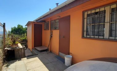 HERMOSA CASA EN SAN SEBASTIAN, A SOLO 15 MINUTOS CAMINANDO HACIA LA PLAYA