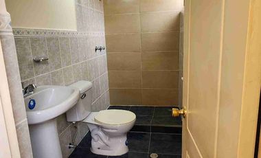 ARRIENDO CASA REMODELADA , LISTA PARA MUDARSE, SECTOR ARMENIA.