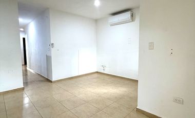 Casa en Venta de una Planta con 3 Recámaras en Gran Santa Fe