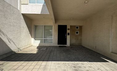 Casa Amueblada en Renta en Crystal Lagoons, Apodaca, Nuevo Leon