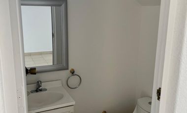 Casa remodelada en venta en Calacoaya Privada Exclusiva.