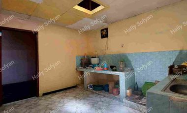 Dijual Rumah Secondari Dekat RSUD Kota Banyuwangi Dg 5 Kamar Tidur