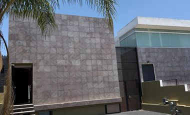 CUMBRES DEL LAGO JURIQUILLA $ 30 000