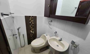 DEPARTAMENTO DE ALQUILER SEMI AMOBLADO DE DOS HABITACIONES