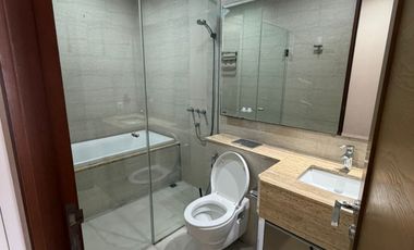 disewakan 2+1 bedroom full furnish taman anggrek residence