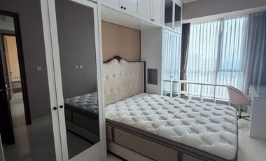 disewakan 2+1 bedroom full furnish taman anggrek residence