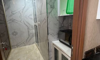 disewakan 2+1 bedroom full furnish taman anggrek residence