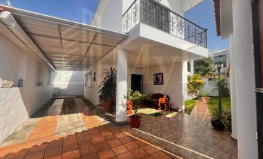 Venta de casa campestre en el centro de Anapoima Cundinamarca