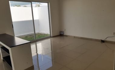 RENTO CASA EN CONDOMINIO LA ESCONDIDA FRACC. EL REFUGIO