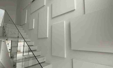 Venta de moderna casa tres dormitorios con piscina, esquinera, isla Celeste