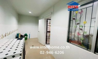 Two-story townhouse, 18 sq.wa., Pruksa Panalee 36 Village, Lad Krabang Road, Luang Phaeng Road, Mueang Chachoengsao, Chachoengsao.